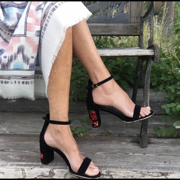 Kenneth Cole Embroidered Block Heels - Picture 2 of 9